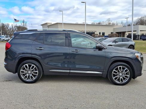 Used 2022 GMC Terrain Denali w/ Denali Premium Package image 26
