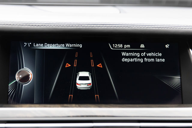 Used 2014 BMW 750i RWD image 92