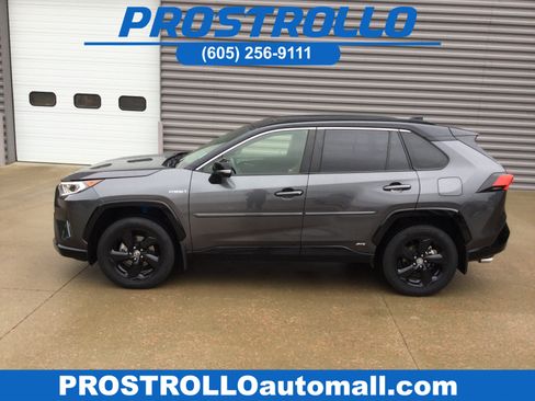 Used 2020 Toyota RAV4 XSE w/ Protection Package AWD/4WD image 1