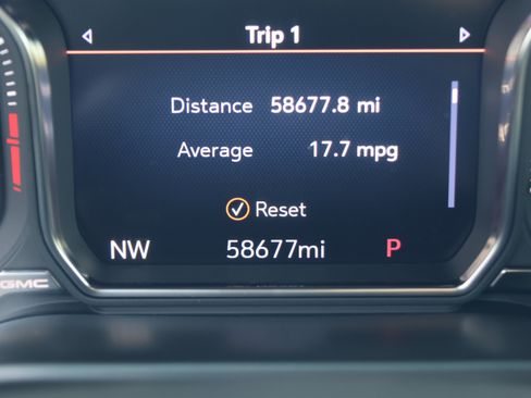 Used 2019 GMC Sierra 1500 AT4 w/ AT4 Premium Package AWD/4WD image 21