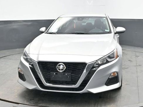 Used 2021 Nissan Altima 2.5 S FWD image 2