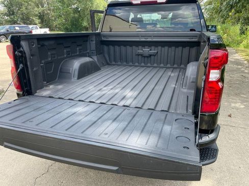 Used 2022 Chevrolet Silverado 1500 Custom image 13