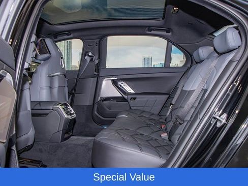 Used 2025 BMW 750e xDrive w/ Premium Package AWD/4WD image 23