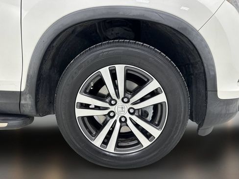 Used 2018 Honda Pilot EX image 10
