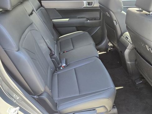 Used 2025 Hyundai Santa Fe XRT image 18