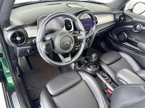 Certified 2022 MINI Cooper S w/ Premium Package FWD image 17