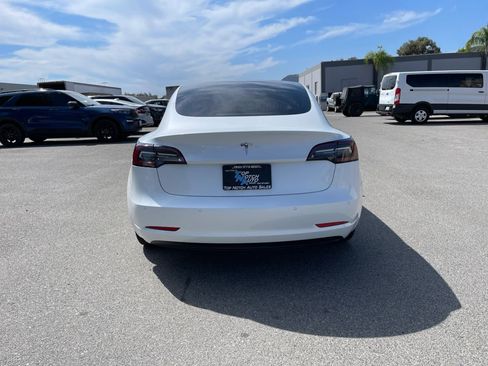 Used 2019 Tesla Model 3 Standard Range Plus RWD image 7