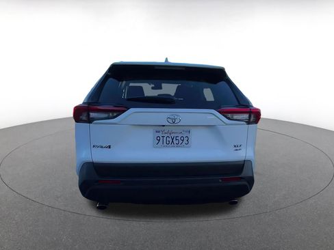 Used 2025 Toyota RAV4 XLE image 12