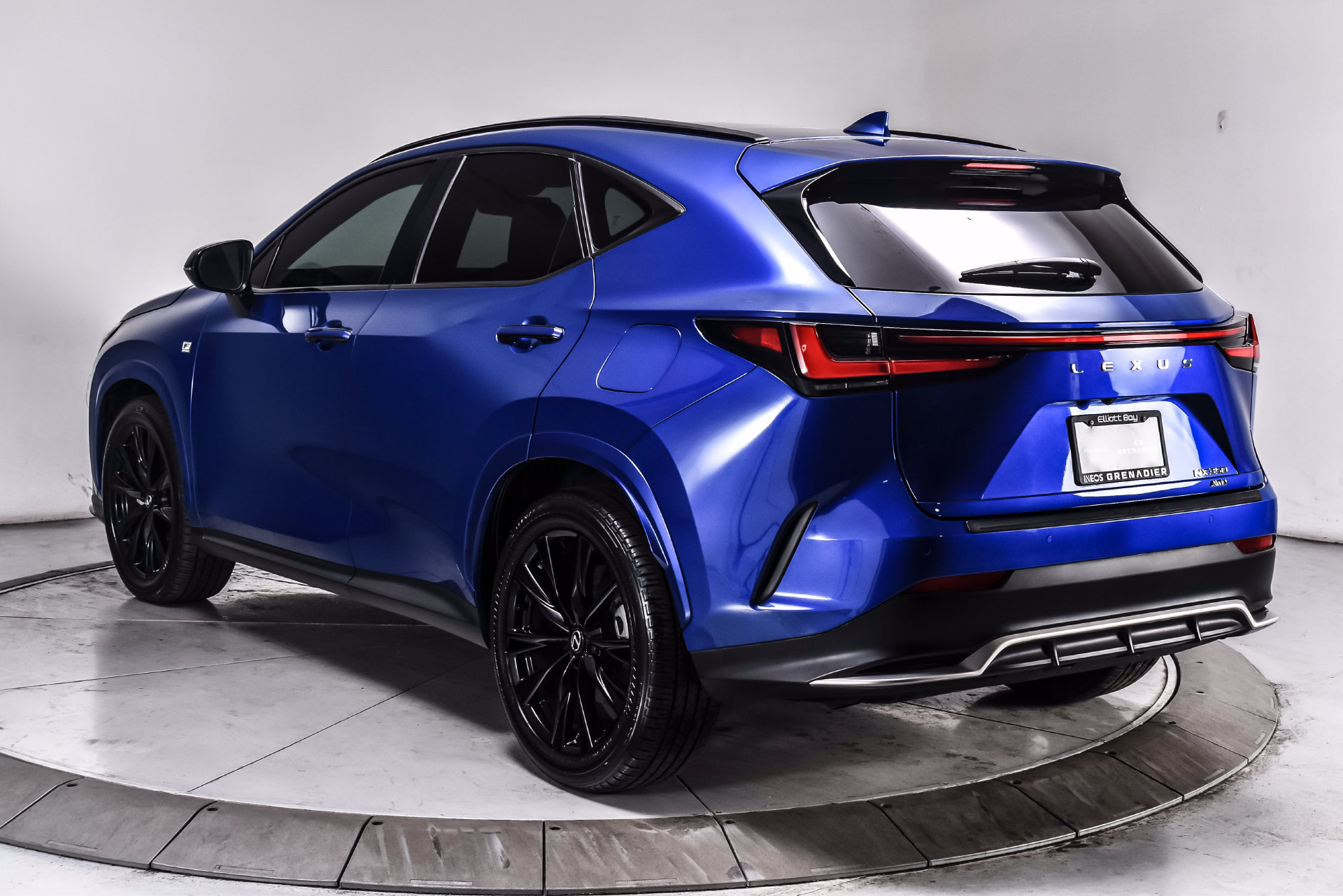 Used 2024 Lexus NX 350 F Sport AWD/4WD image 5