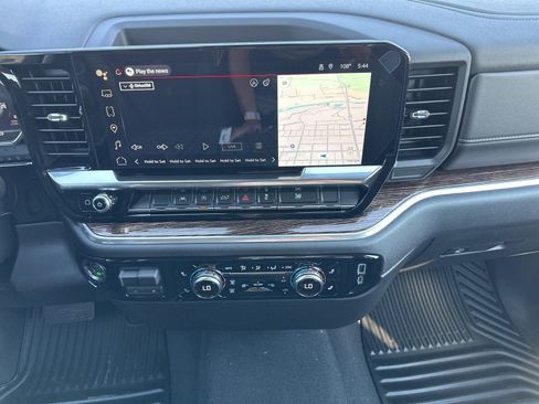 New 2026 GMC Sierra 1500 Elevation image 26