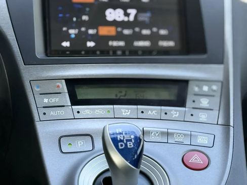 Used 2015 Toyota Prius Two image 21