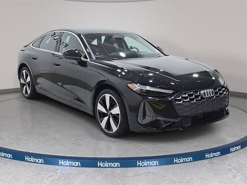 Used 2025 Audi A5 2.0T Prestige w/ 19" Wheel Package image 4