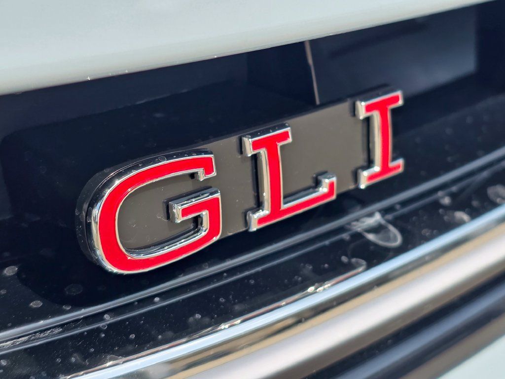 New 2026 Volkswagen Jetta GLI Autobahn FWD image 8