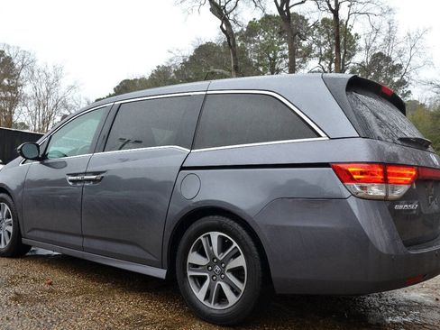 Used 2015 Honda Odyssey Touring image 7
