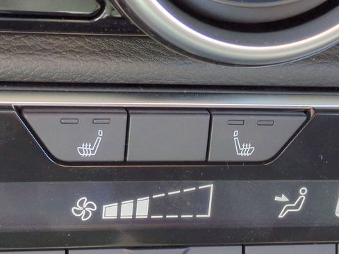 New 2025 Nissan Sentra SR w/ Midnight Edition image 12