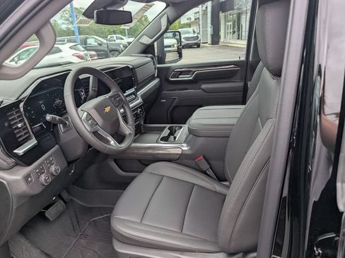 New 2026 Chevrolet Silverado 3500 LTZ w/ LTZ Plus Package AWD/4WD image 15