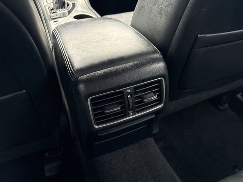 Used 2016 INFINITI Q50 3.0t Premium w/ 3.0T Premium Plus Package image 25