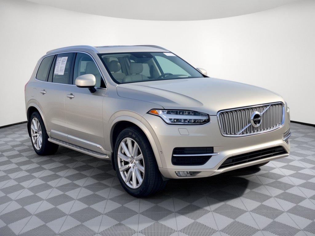 Used 2016 Volvo XC90 T6 Inscription w/ Vision Package AWD/4WD image 7
