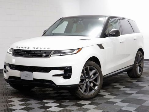 Used 2025 Land Rover Range Rover Sport SE image 1