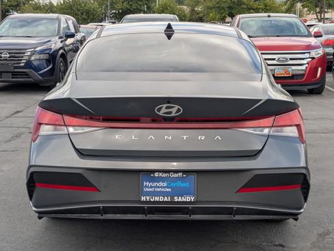 Certified 2024 Hyundai Elantra SEL FWD image 5