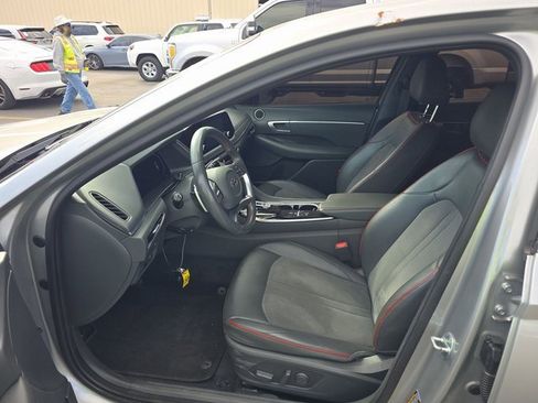 Used 2018 Buick Encore Preferred image 5