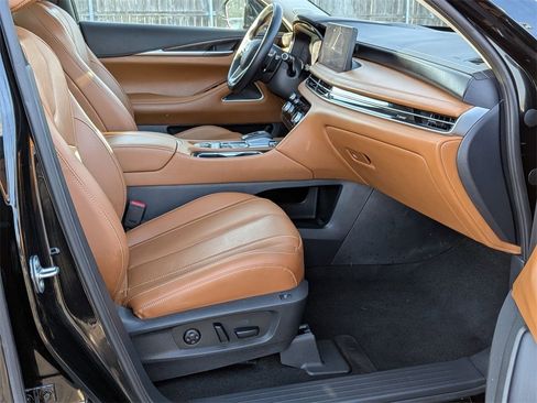 Used 2024 INFINITI QX60 Sensory image 25