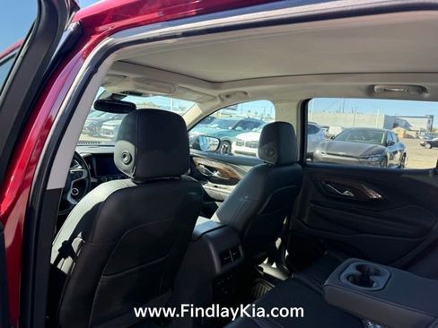 Used 2020 GMC Terrain Denali w/ Denali Premium Package image 8