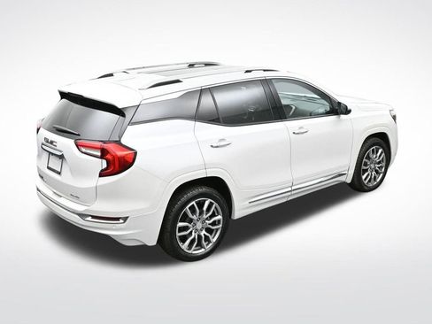 Used 2022 GMC Terrain Denali image 19