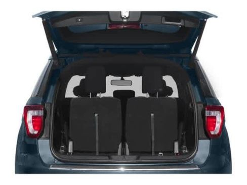 Used 2018 Ford Explorer XLT w/ Equipment Group 202A image 14