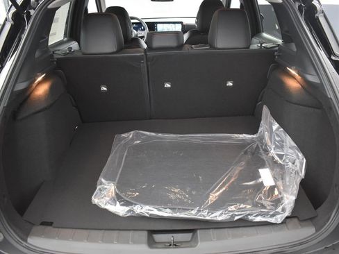 New 2026 Nissan Kicks SR w/ SR Premium Package image 34