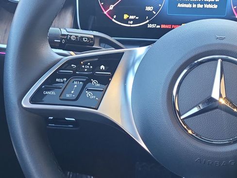 Used 2026 Mercedes-Benz GLC 300 GLC 300 image 26