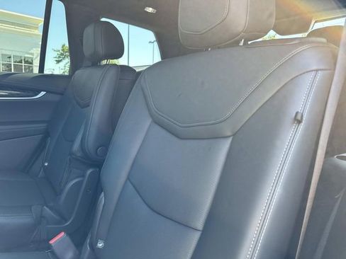 Certified 2025 Cadillac XT6 Premium Luxury AWD/4WD image 14