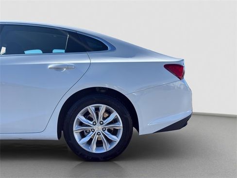 Used 2024 Chevrolet Malibu LT image 22