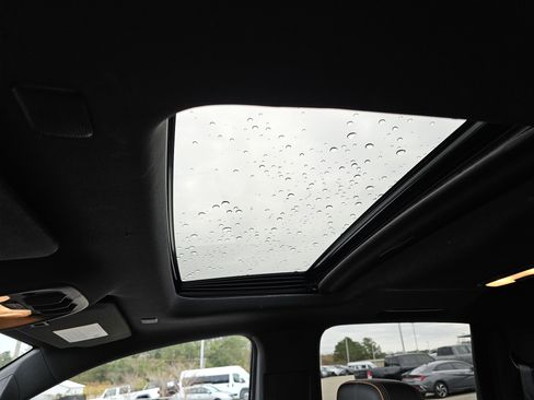 Used 2023 GMC Canyon AT4 w/ AT4 Premium Package image 18