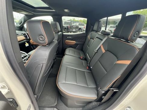 New 2026 GMC Canyon AT4 w/ Technology Plus Package AWD/4WD image 14