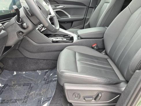 Certified 2025 Audi Q5 Premium w/ Convenience Package AWD/4WD image 9