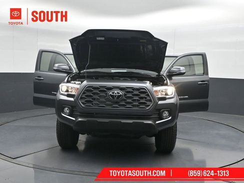 Used 2023 Toyota Tacoma TRD Off-Road image 56
