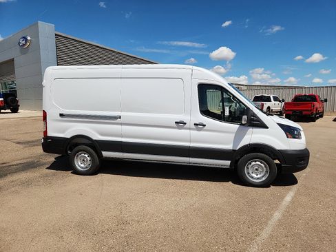 New 2025 Ford Transit 250 148 Medium Roof image 5