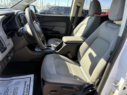 Used 2018 Chevrolet Colorado W/T w/ WT Convenience Package image 19