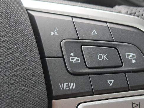 New 2026 Volkswagen Tiguan SE R-Line image 14