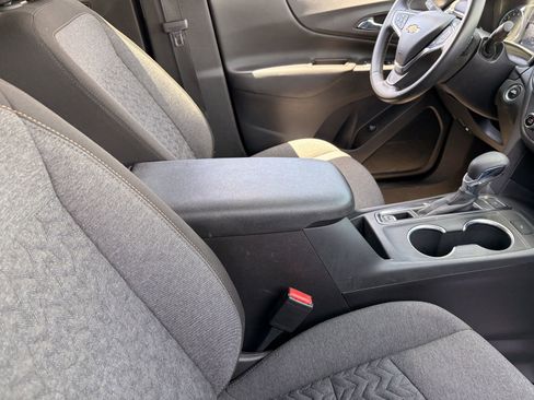 Used 2024 Chevrolet Equinox LT AWD/4WD image 11