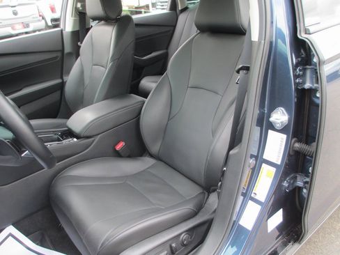 Used 2025 Honda Accord Touring image 16