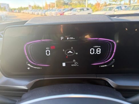 Used 2025 Kia Telluride S AWD/4WD image 26