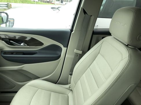 Used 2023 GMC Terrain Denali AWD/4WD image 24