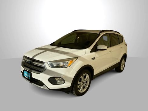 Used 2018 Ford Escape SE AWD/4WD image 1