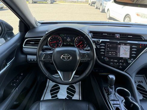 Used 2018 Toyota Camry XSE w/ Driver Assist Package image 14