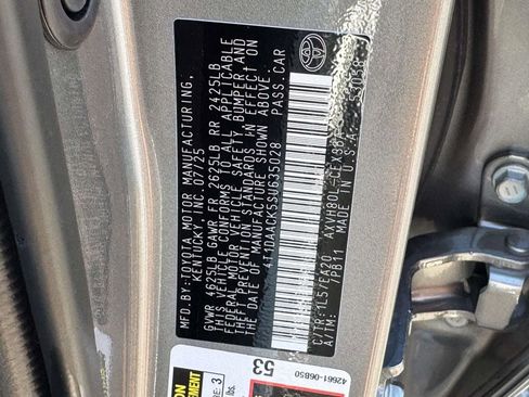 Used 2025 Toyota Camry SE FWD image 27