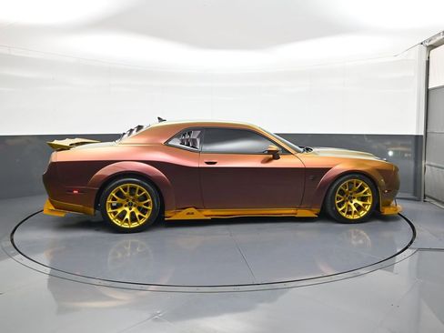 Used 2023 Dodge Challenger SRT Hellcat RWD image 8