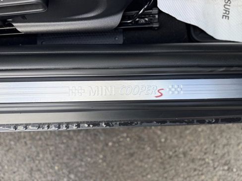 Used 2023 MINI Cooper S image 24