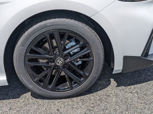 New 2026 Toyota Camry SE w/ Convenience Package FWD image 12